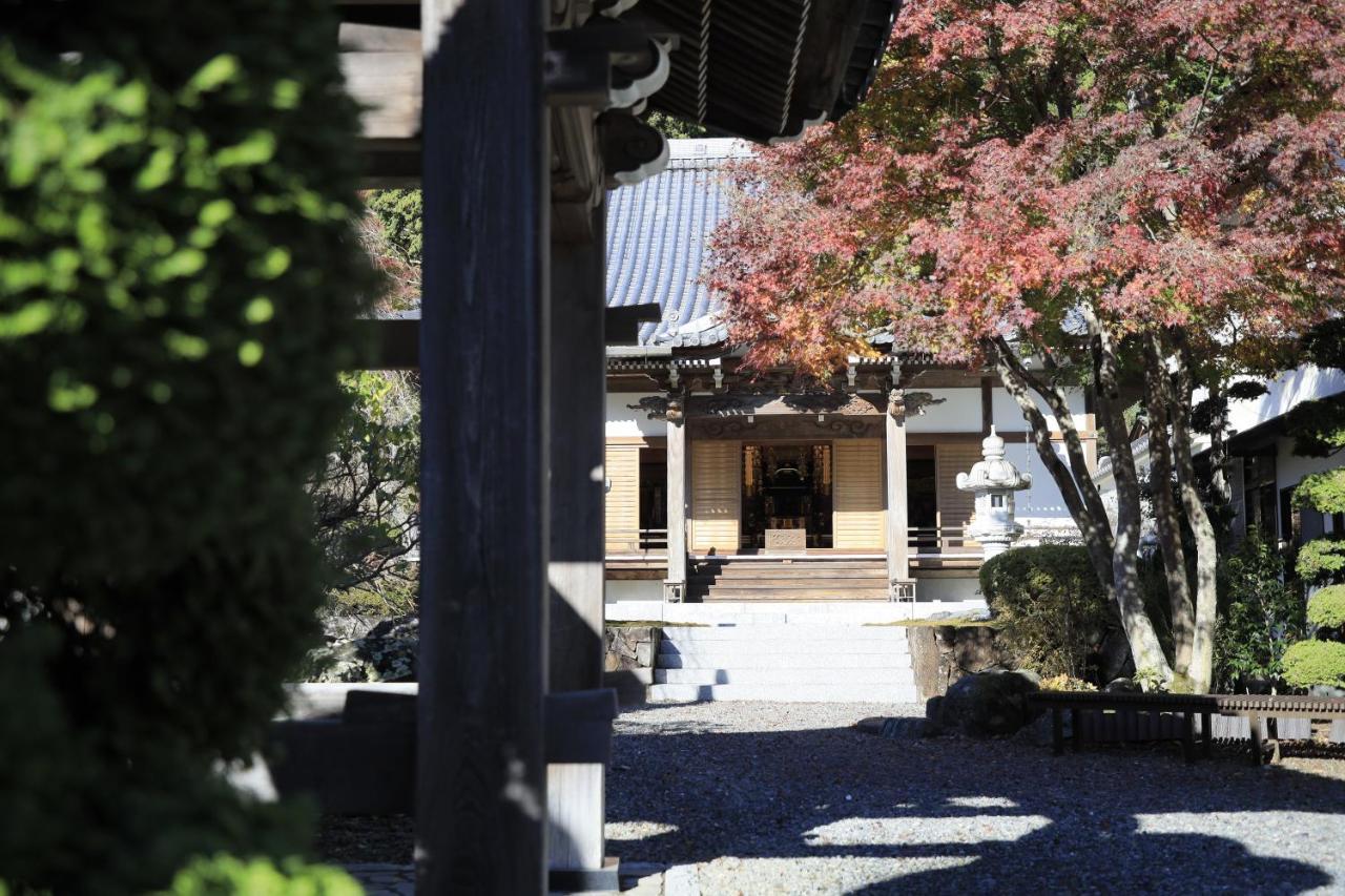 Minobu 宿坊 端場坊｜Temple Hotel Habanobo מראה חיצוני תמונה
