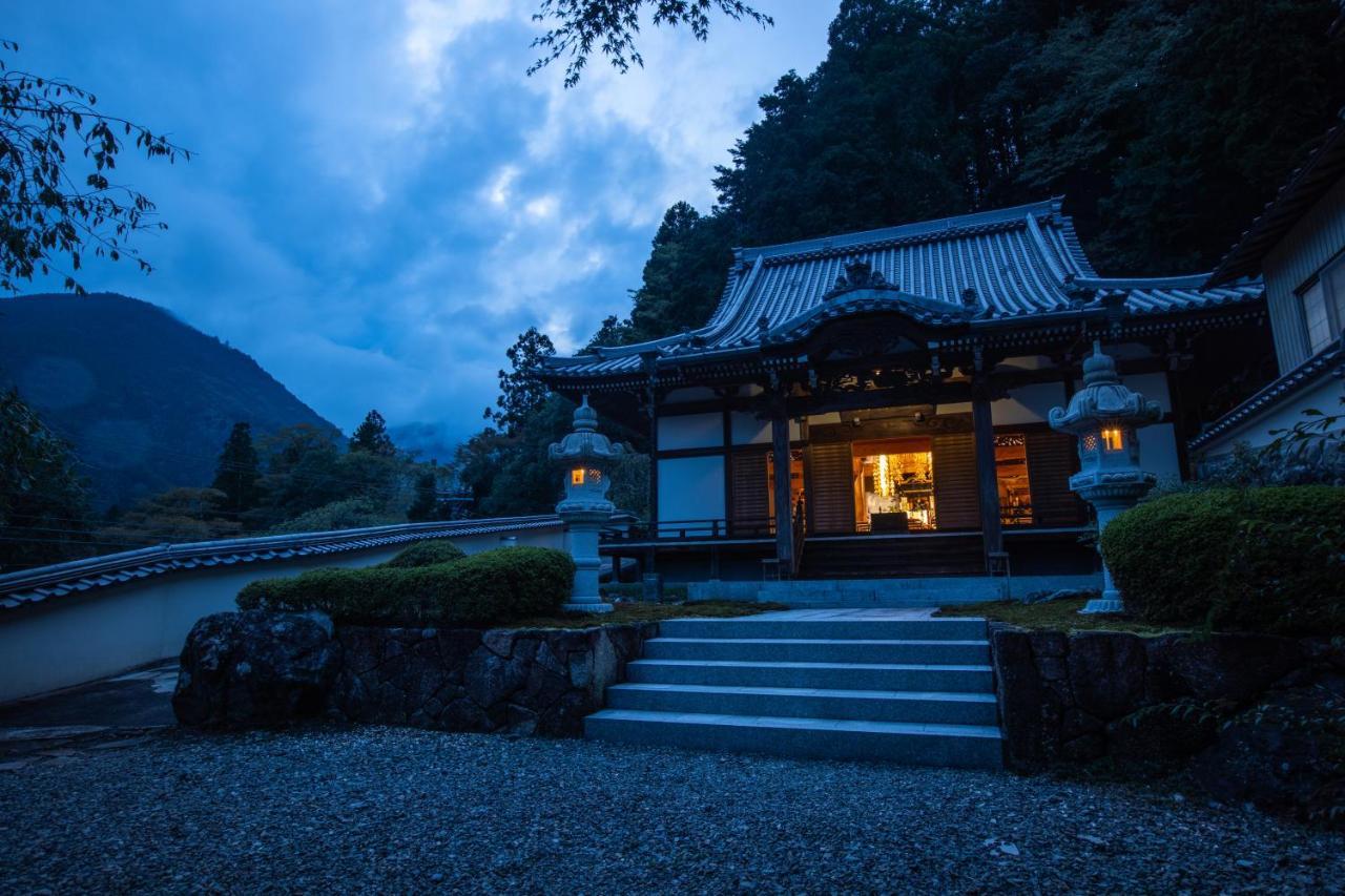 Minobu 宿坊 端場坊｜Temple Hotel Habanobo מראה חיצוני תמונה